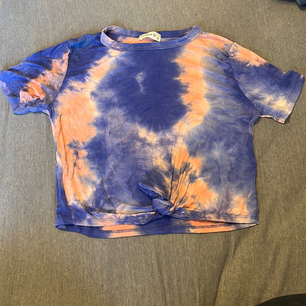 Tie front crop top